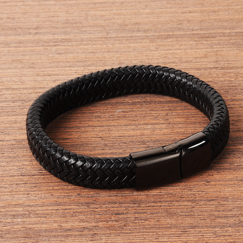 Classic Men Leather Bracelets In Various Colours